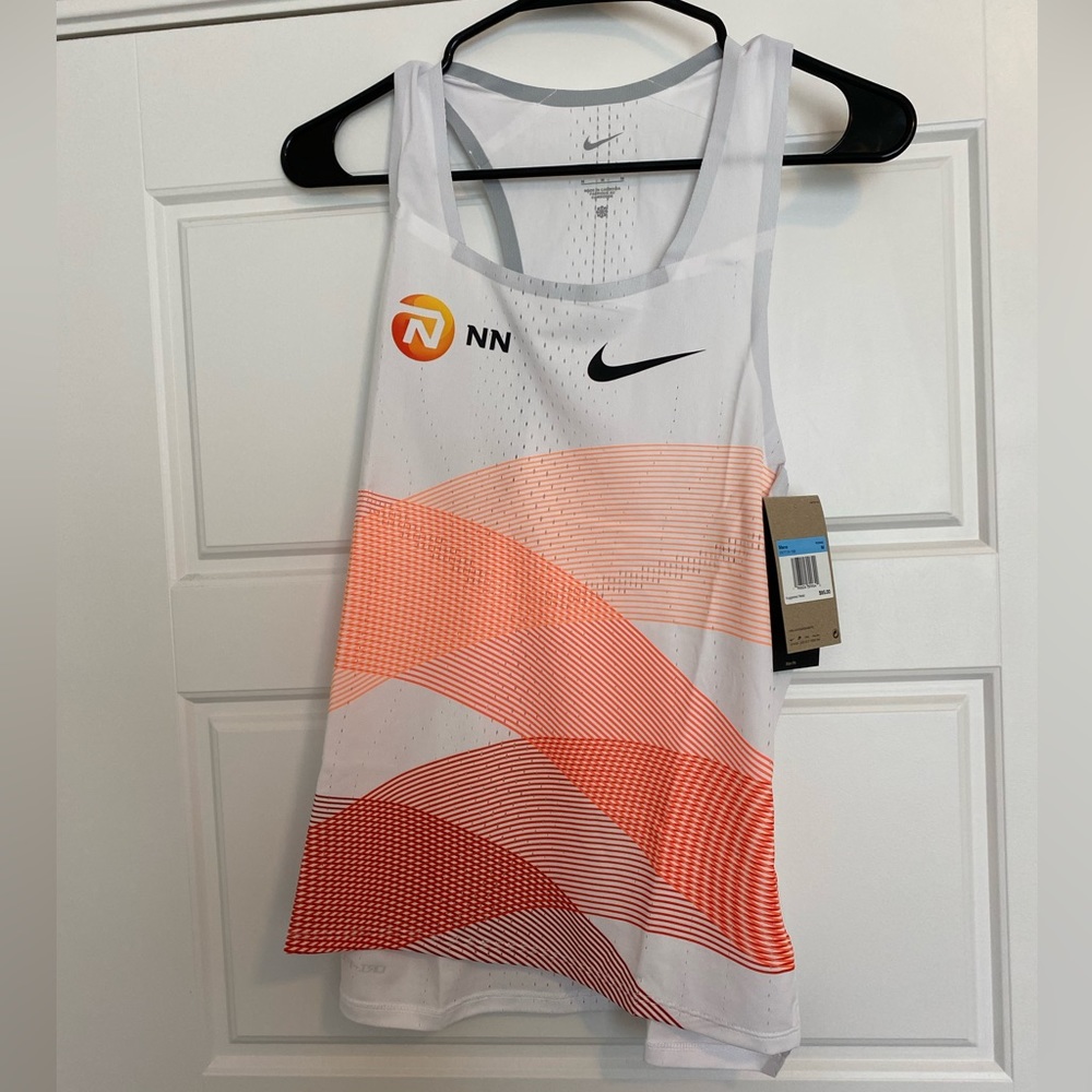 Nike NN AeroSwift ADV Tank Medium